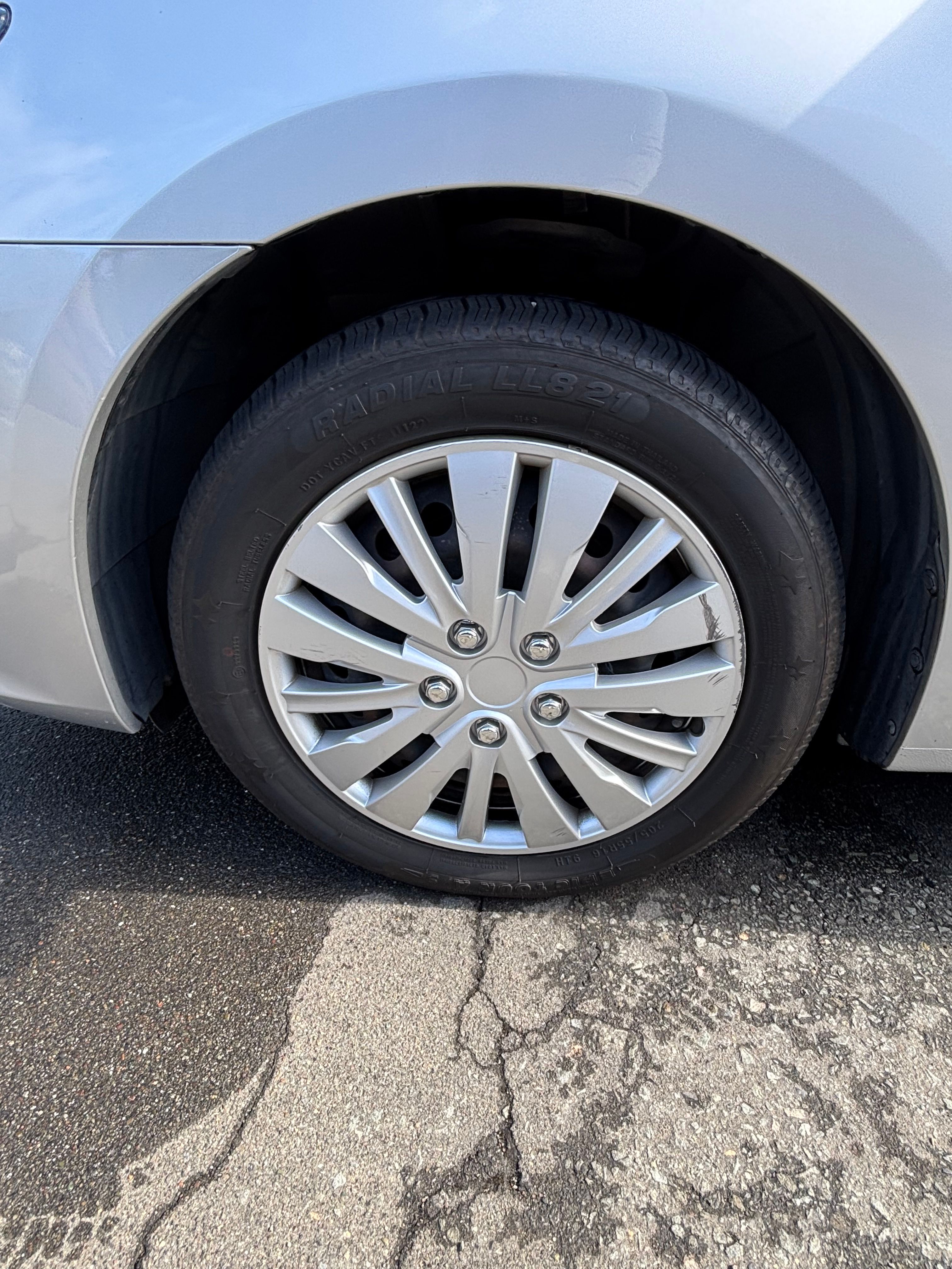 Used 2017 Nissan Sentra SV FWD image 29
