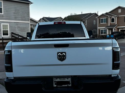 Used 2015 RAM 2500 Tradesman w/ Chrome Appearance Group image 8