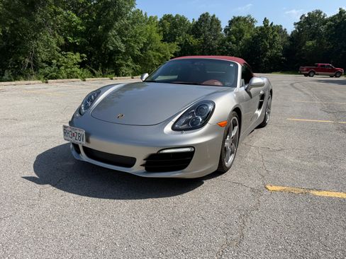 Used 2013 Porsche Boxster S RWD image 2