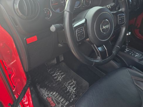 Used 2017 Jeep Wrangler Unlimited Rubicon image 14