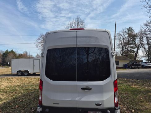 Used 2016 Ford Transit 350 XLT image 14
