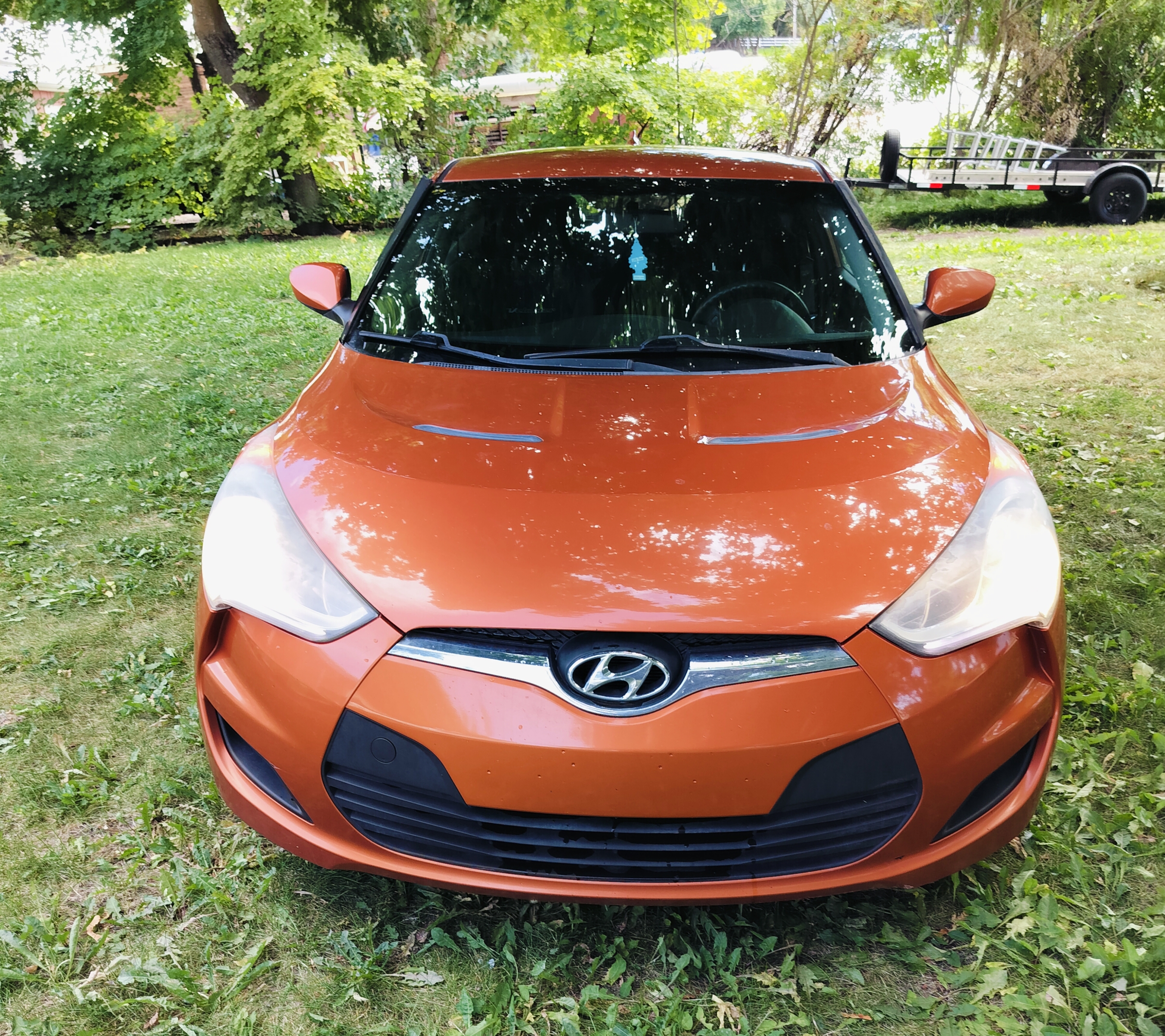 Used 2015 Hyundai Veloster FWD image 1