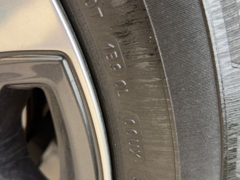 Used 2021 RAM 1500 Limited image 9