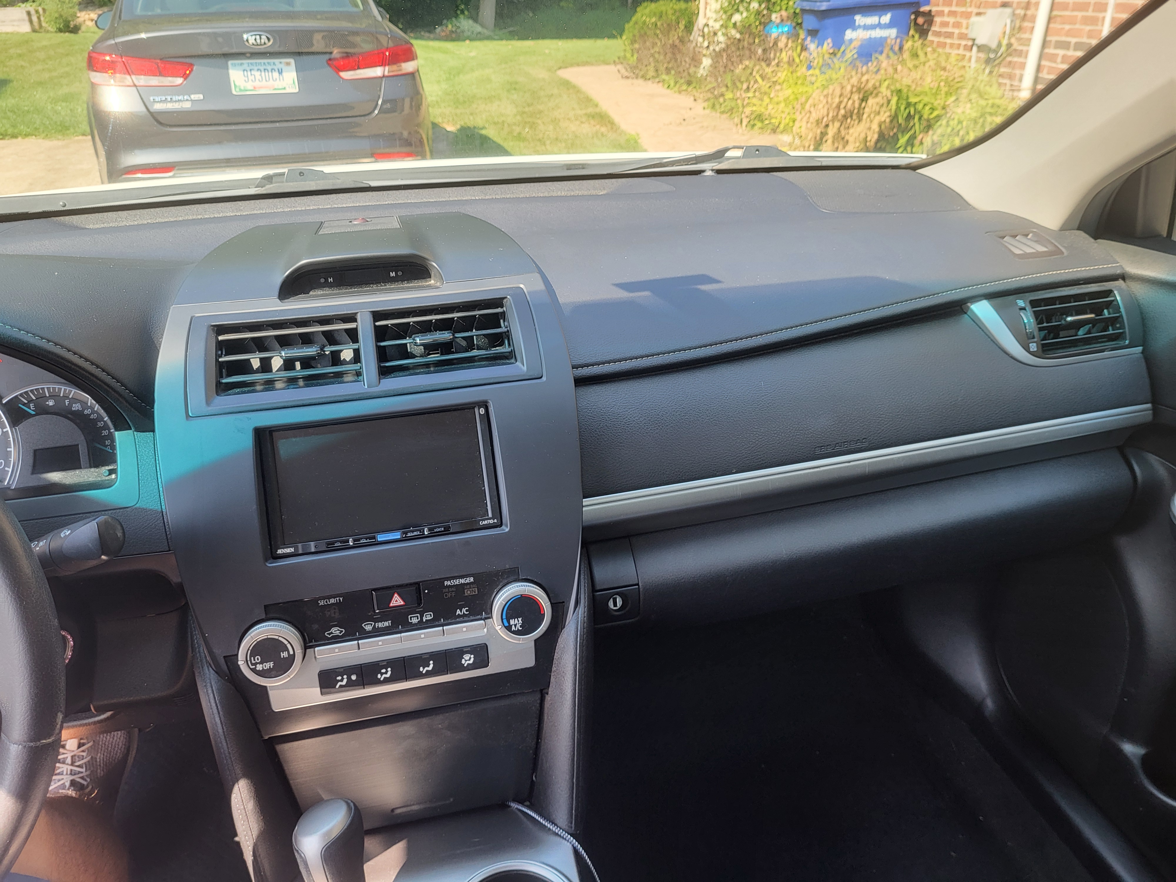 Used 2014 Toyota Camry SE FWD image 8