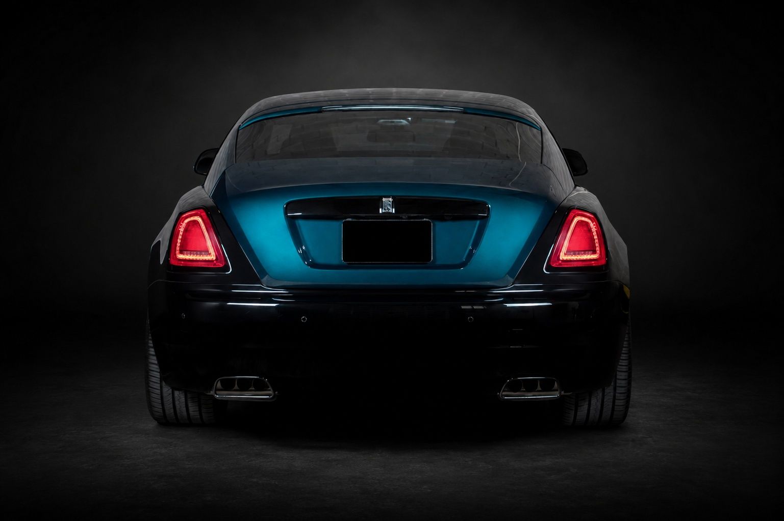 Used 2019 Rolls-Royce Wraith RWD image 2