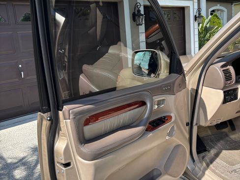 Used 2001 Lexus LX 470 470 Sport Utility 4D image 14