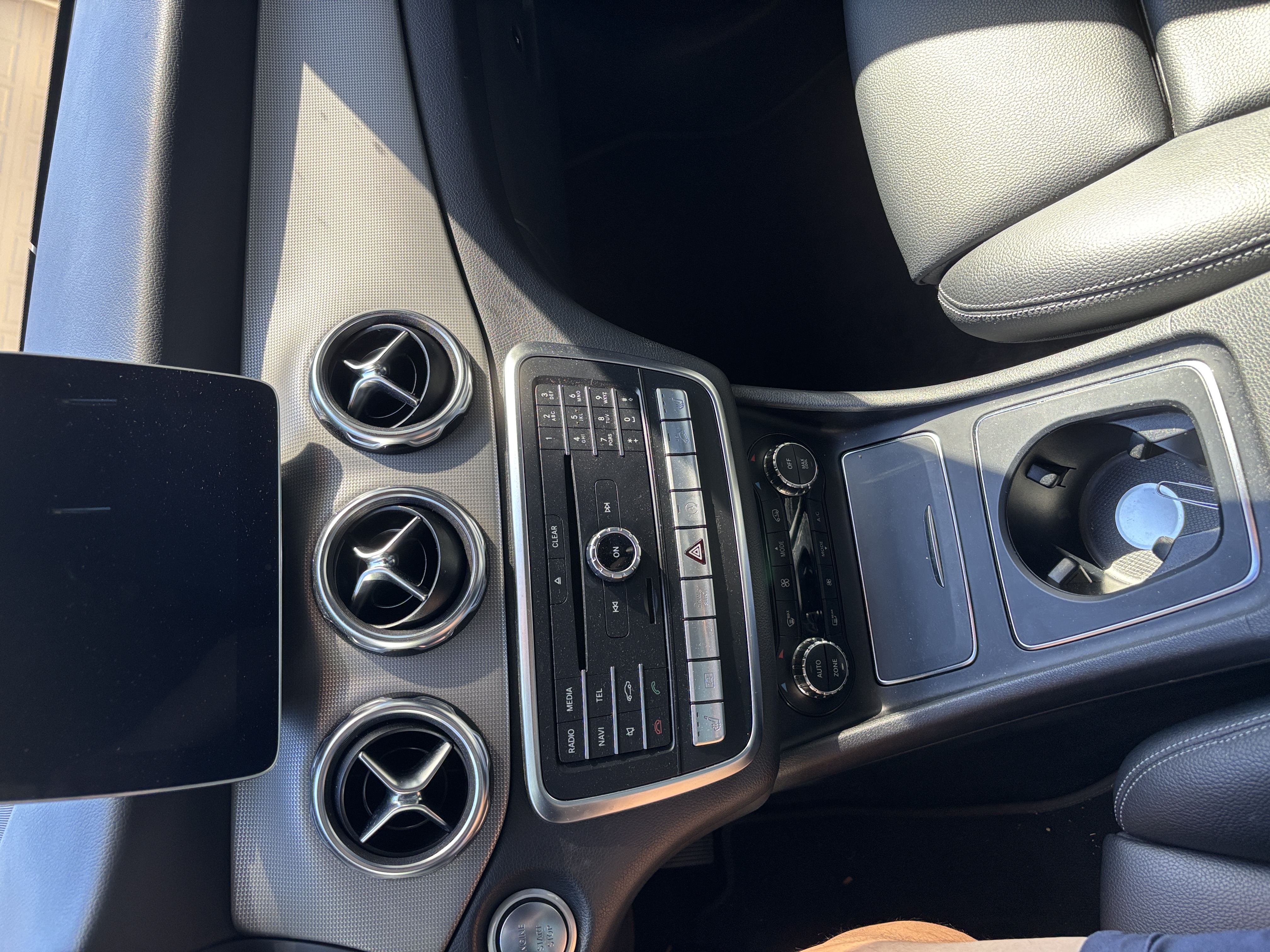 Used 2020 Mercedes-Benz GLA 250 4MATIC image 5