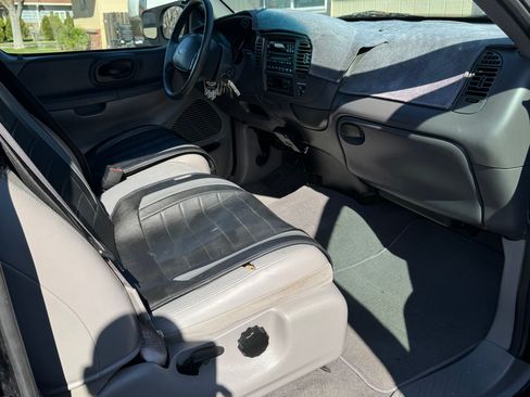 Used 2002 Ford F150 2WD SuperCab image 9