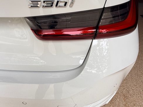 Used 2023 BMW 330i Sedan w/ Premium Package RWD image 11