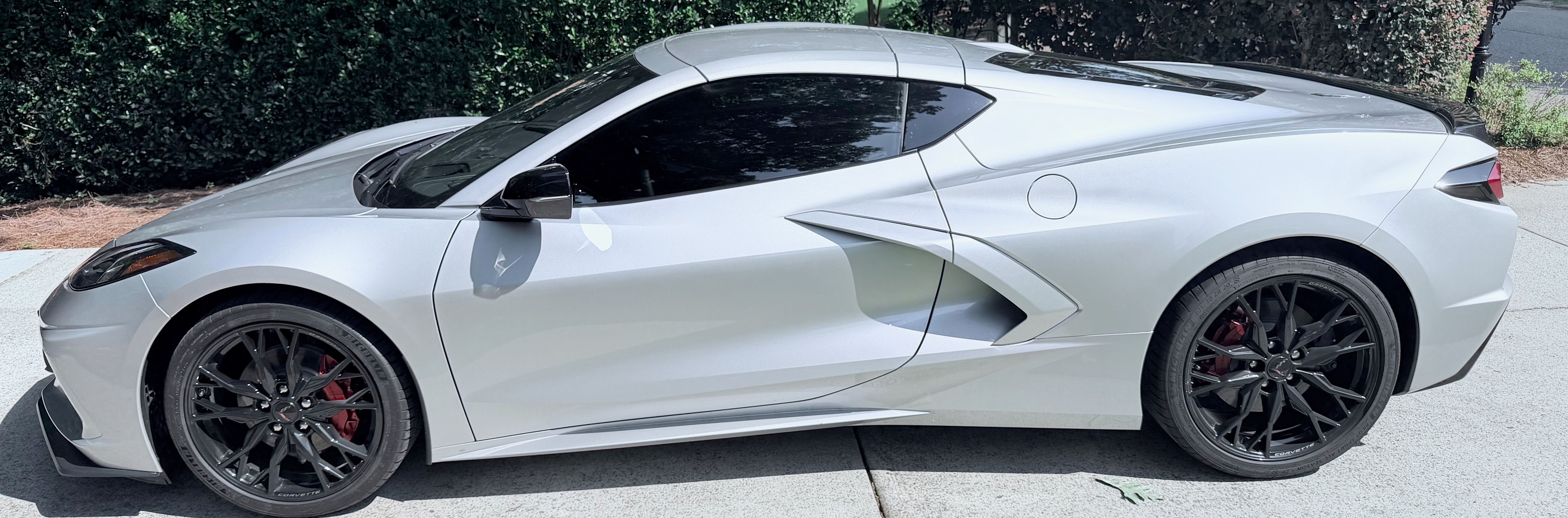 Used 2026 Chevrolet Corvette Stingray Preferred Cpe w/ 2LT RWD image 2
