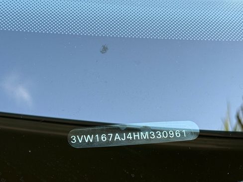 Used 2017 Volkswagen Jetta S image 27