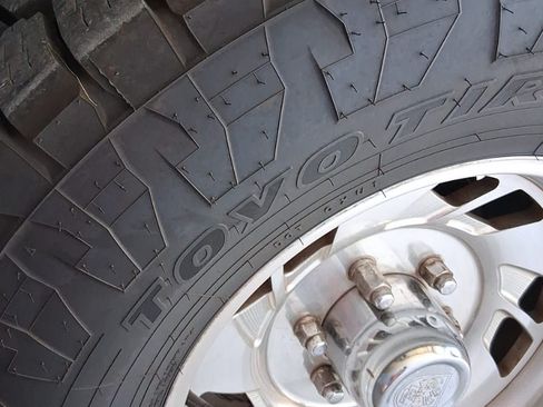 Used 1996 Chevrolet Tahoe 4WD 2-Door image 28