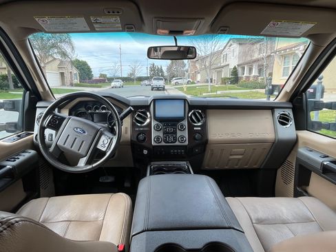 Used 2016 Ford F250 Lariat w/ Lariat Ultimate Package image 12