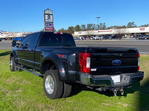 Used 2019 Ford F450 Lariat w/ Lariat Value Package image 6