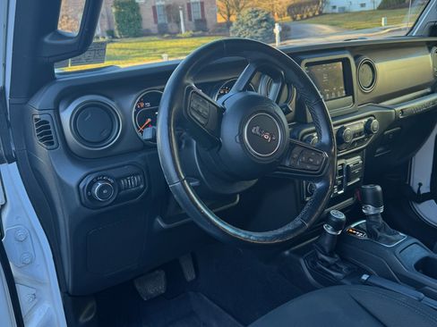 Used 2020 Jeep Wrangler Unlimited Sport S image 8