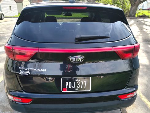 Used 2017 Kia Sportage LX w/ Option Group 012 image 2