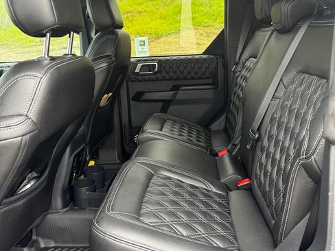 Used 2023 Ford Bronco Big Bend image 15