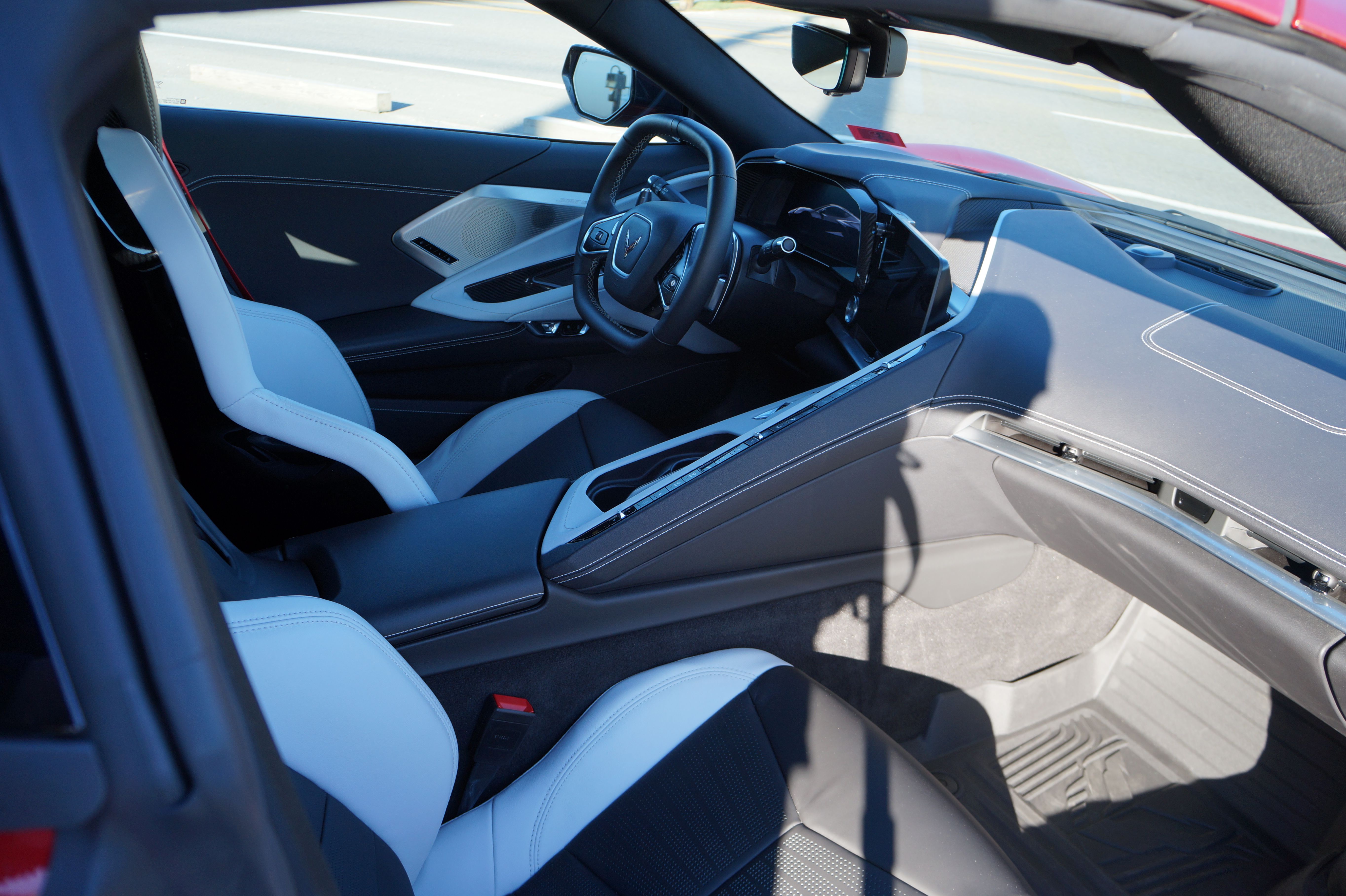 Used 2022 Chevrolet Corvette Stingray Preferred Cpe w/ Engine Appearance Package RWD image 14