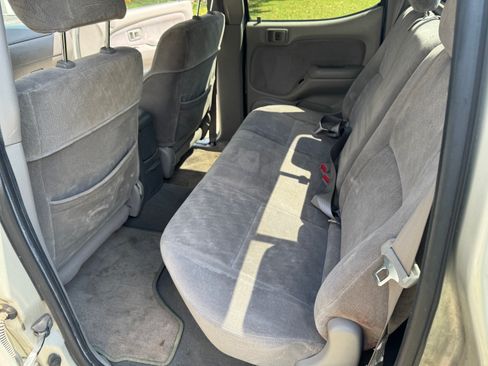 Used 2003 Toyota Tacoma PreRunner image 11