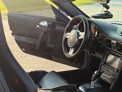 Used 2011 Porsche 911 Carrera GTS image 5