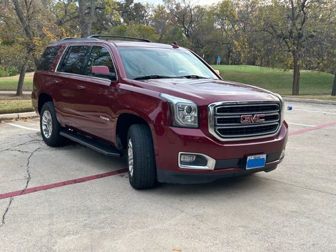 Used 2018 GMC Yukon SLT w/ Open Road Package image 9
