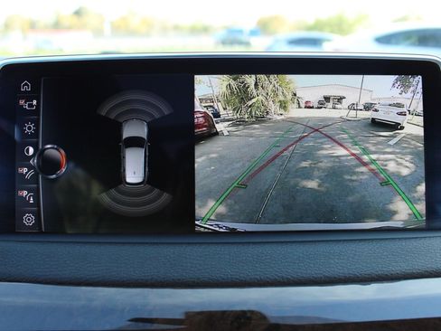 Used 2017 BMW X5 sDrive35i RWD image 16