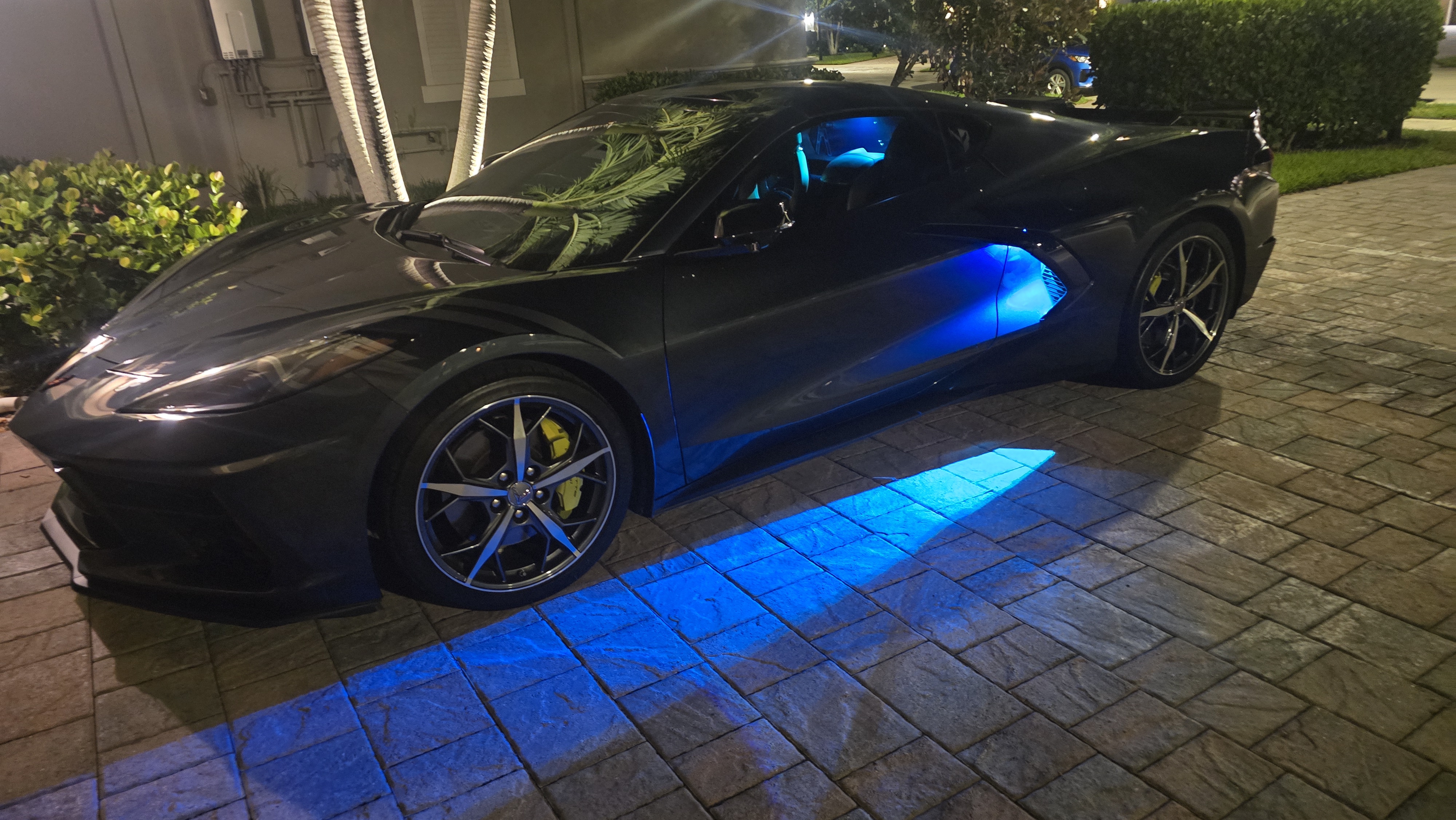Used 2021 Chevrolet Corvette Stingray Preferred Cpe w/ Z51 Performance Package RWD image 15