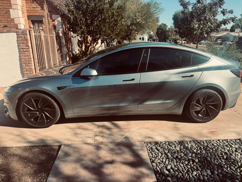 Used 2024 Tesla Model 3 Performance image 6