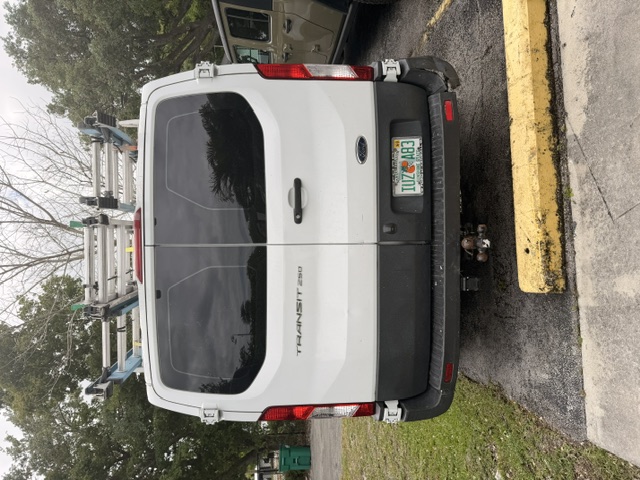 Used 2018 Ford Transit 250 130 Low Roof w/ Exterior Upgrade Package RWD image 9