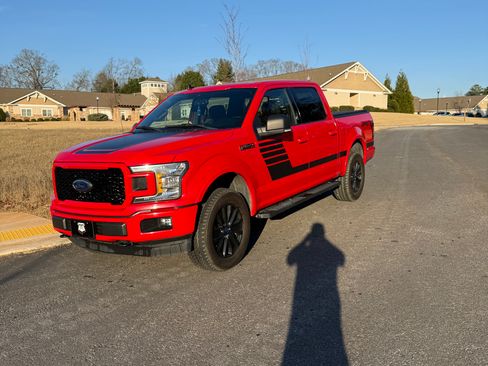 Used 2020 Ford F150 XLT w/ Equipment Group 302A Luxury image 2