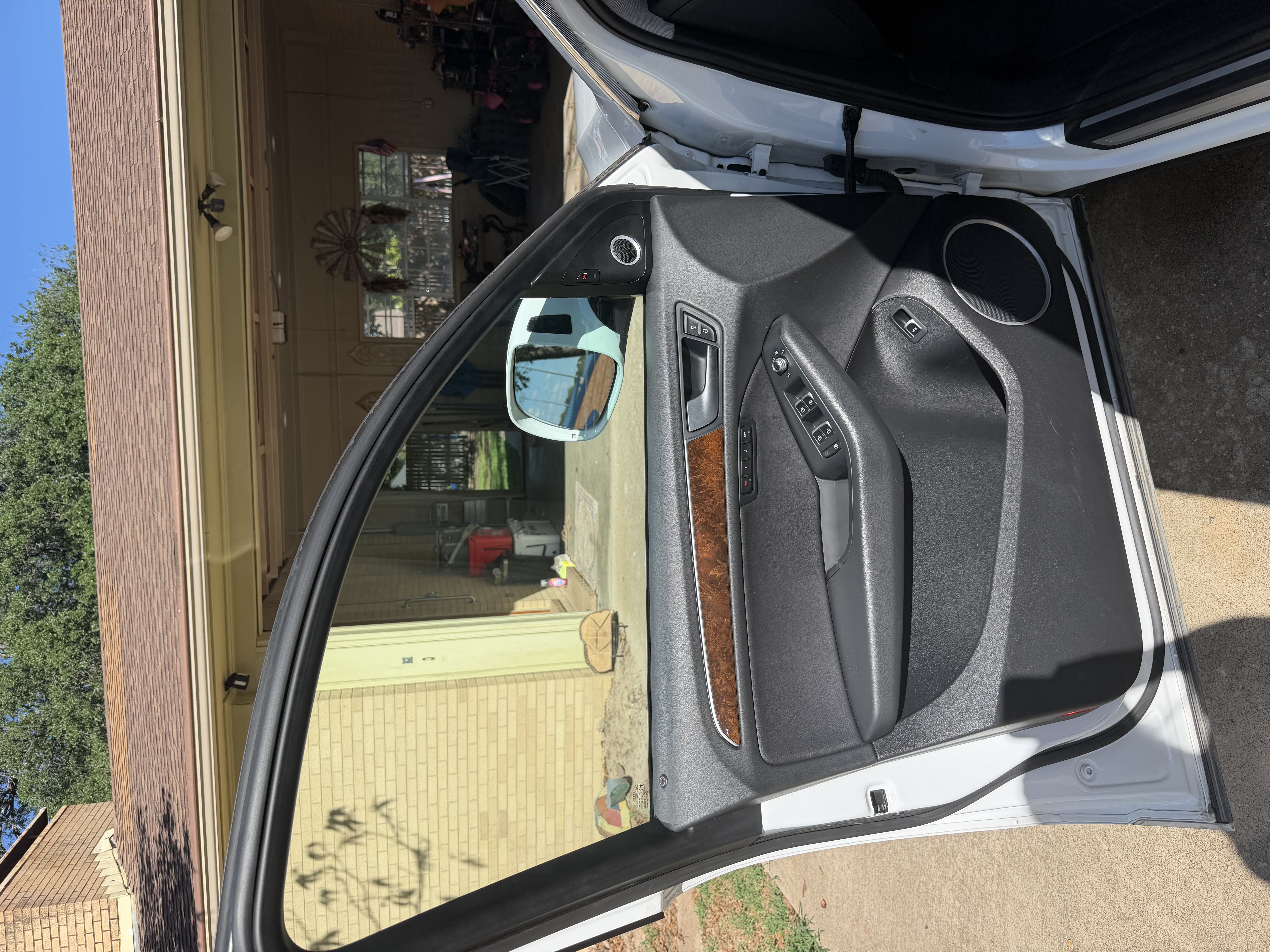 Used 2015 Audi Q5 2.0T Premium Plus w/ Technology Package AWD/4WD image 10
