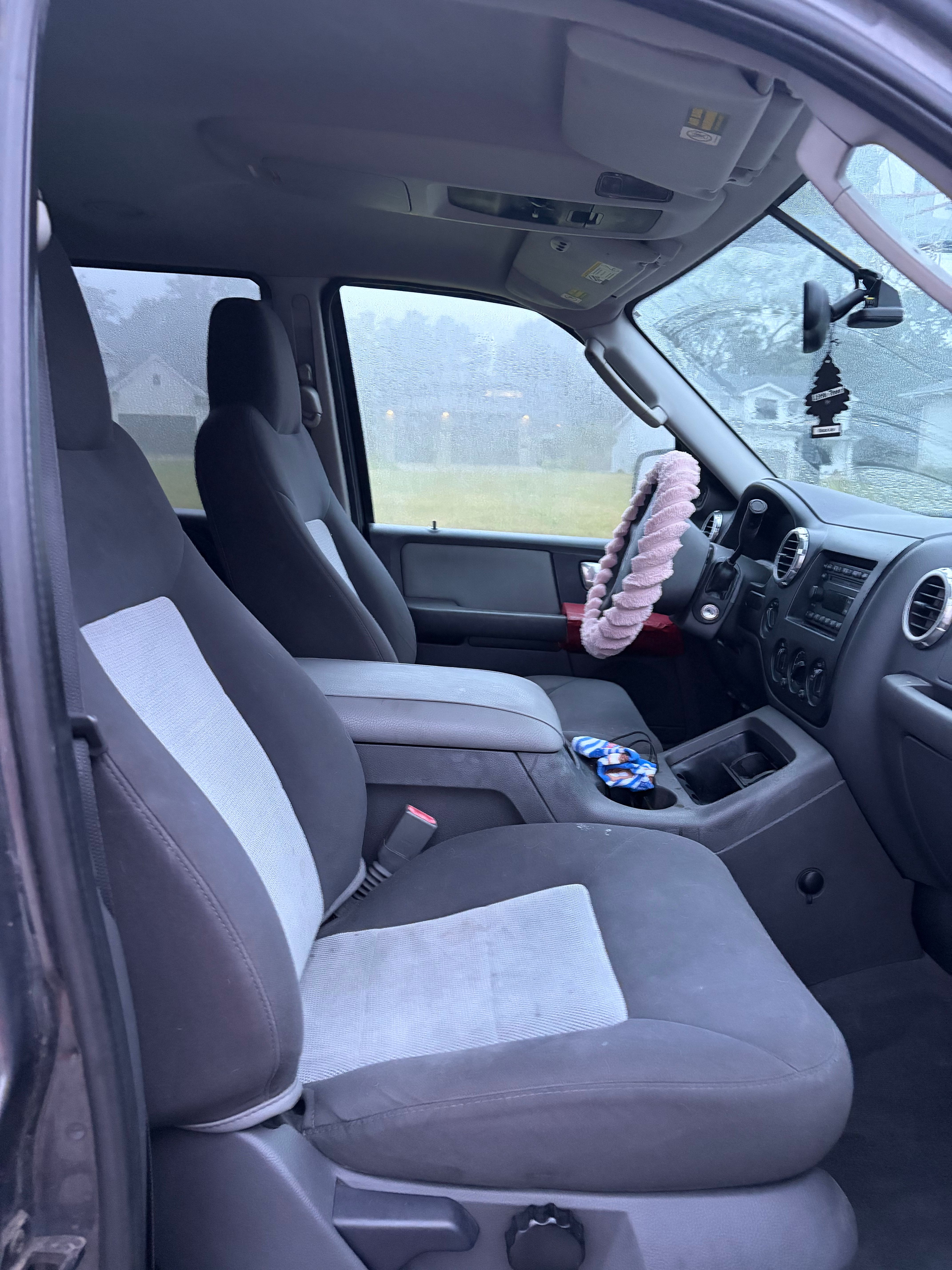 Used 2003 Ford Expedition XLT AWD/4WD image 15