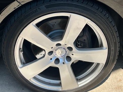 Used 2010 Mercedes-Benz E 350 Sedan image 11