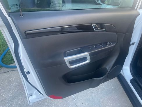 Used 2014 Chevrolet Captiva Sport LS w/ Trailering Package FWD image 23