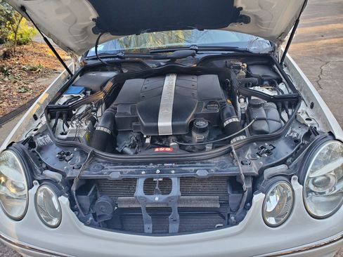 Used 2005 Mercedes-Benz E 320 Wagon image 23