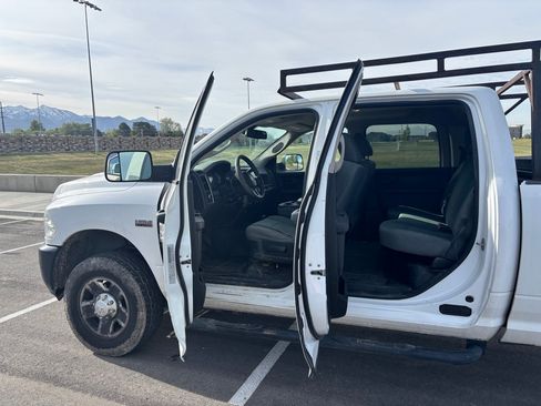 Used 2017 RAM 2500 Tradesman w/ Popular Equipment Group AWD/4WD image 5