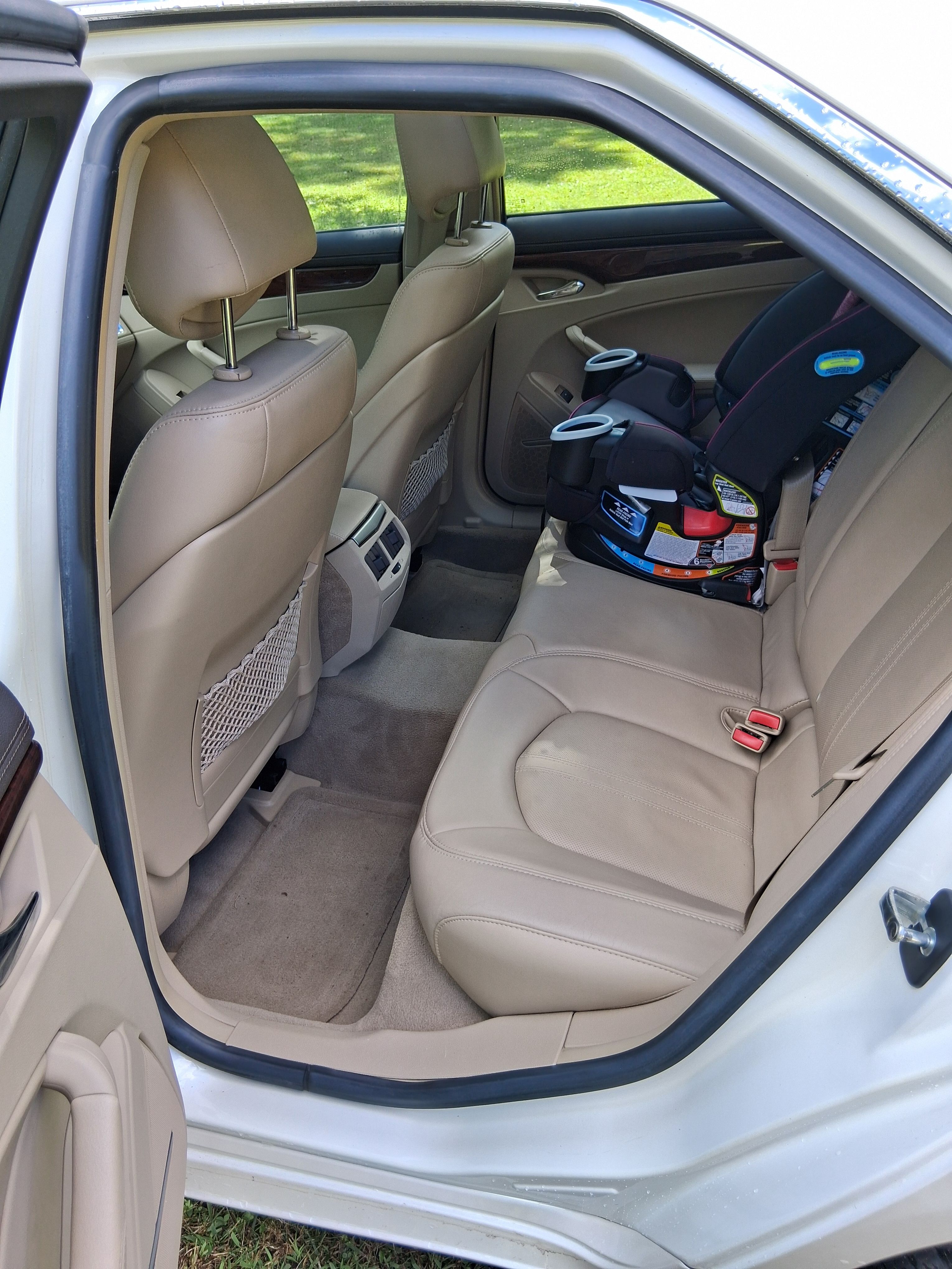 Used 2009 Cadillac CTS 3.6 AWD image 14