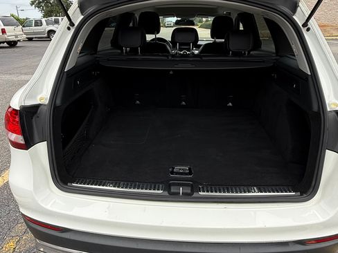 Used 2016 Mercedes-Benz GLC 300 image 8