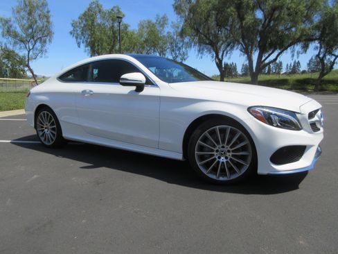 Used 2017 Mercedes-Benz C 300 Coupe image 13
