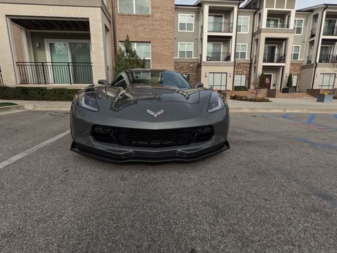 Used 2016 Chevrolet Corvette Z06 w/ 3LZ Preferred Equipment Group image 8