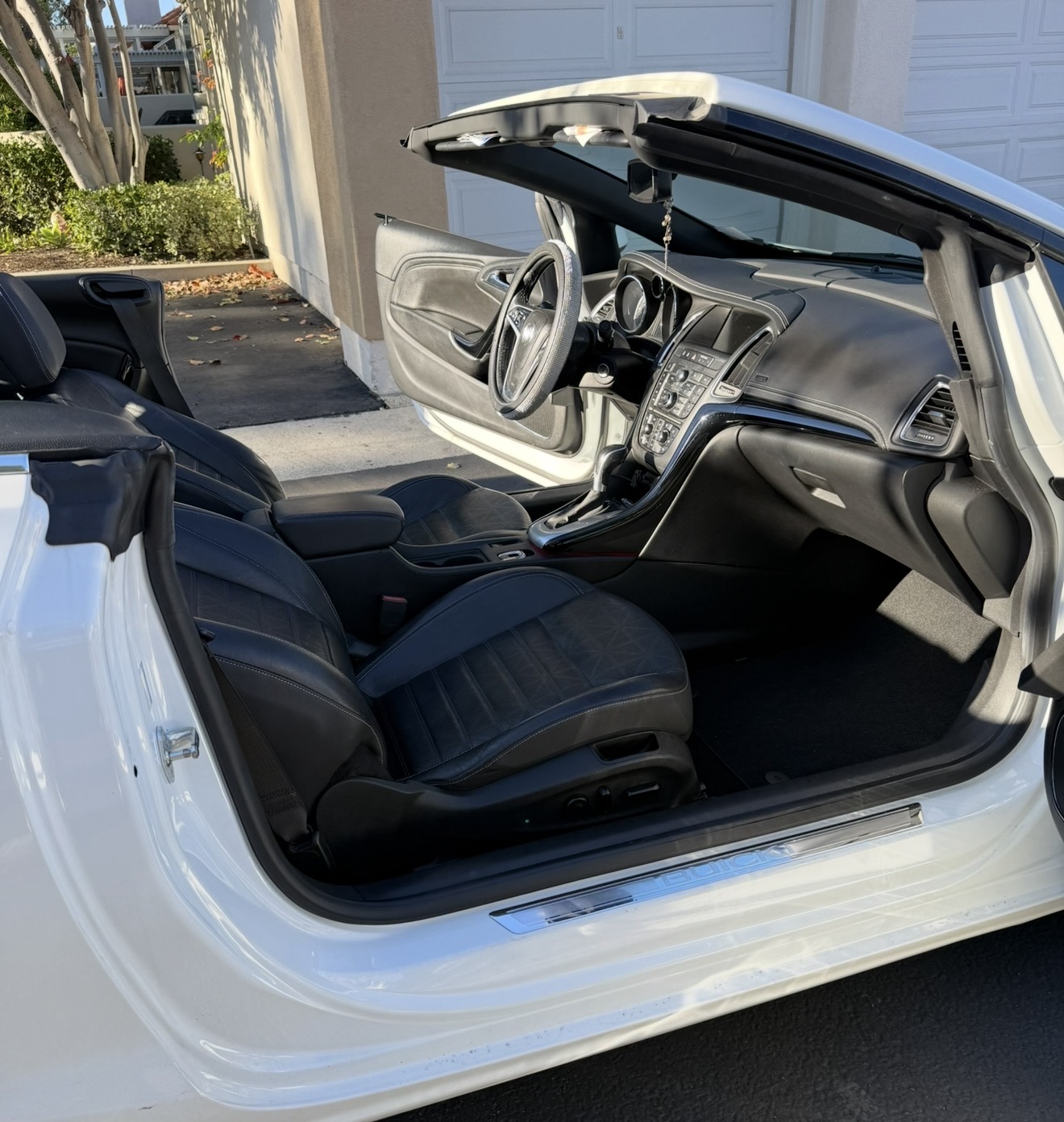 Used 2019 Buick Cascada Premium FWD image 15