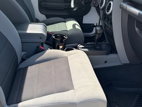 Used 2010 Jeep Wrangler Sahara w/ Dual Top Group image 12