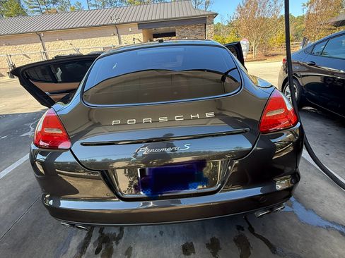 Used 2013 Porsche Panamera S image 10