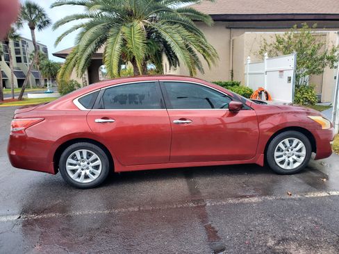 Used 2013 Nissan Altima 2.5 S image 5