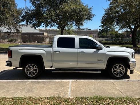 Used 2018 GMC Sierra 1500 SLT w/ Texas SLT Premium Package RWD image 5