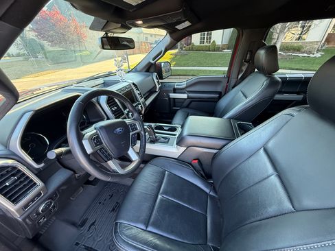 Used 2020 Ford F150 Lariat w/ Equipment Group 502A Luxury image 18