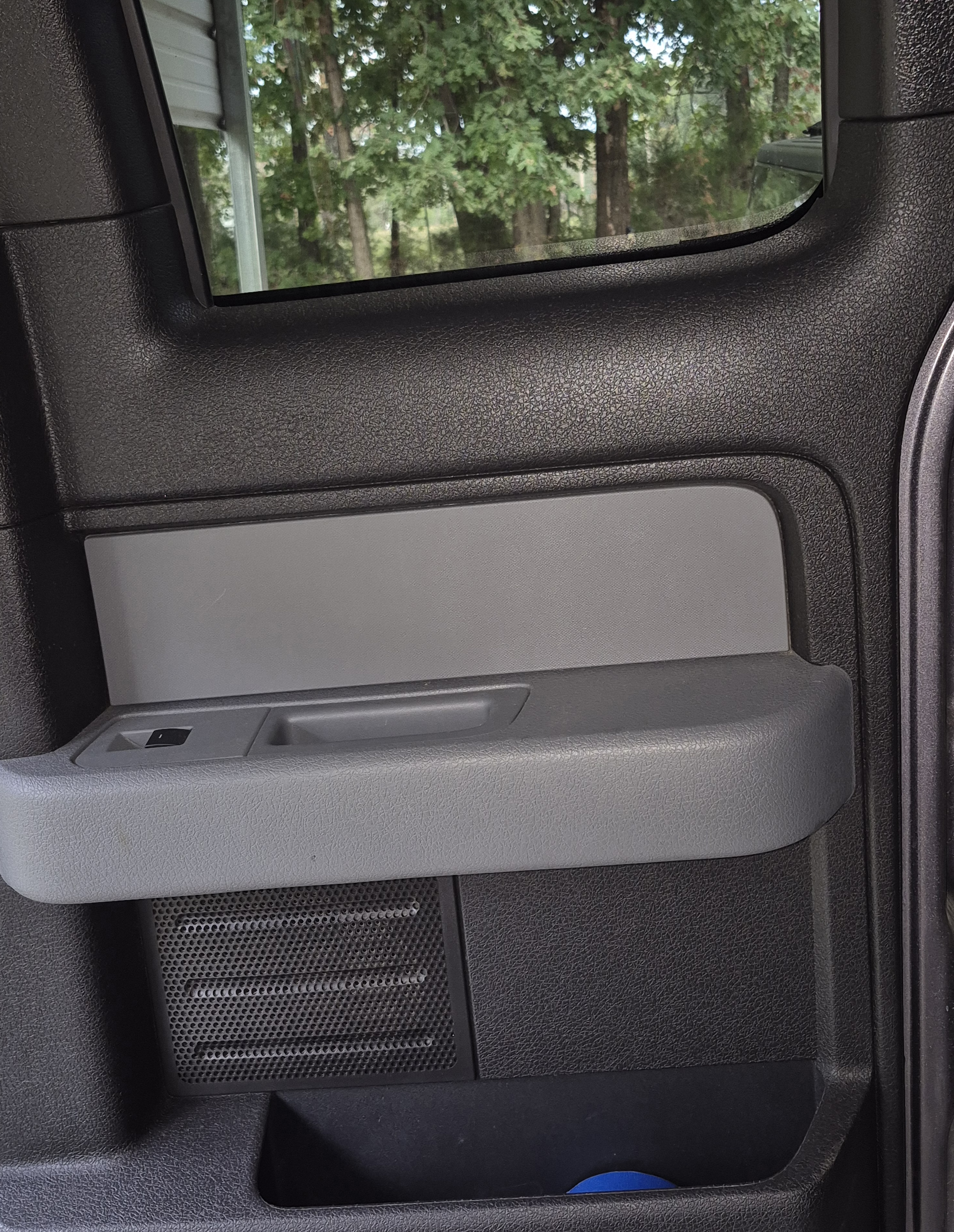 Used 2011 Ford F150 XLT RWD image 11