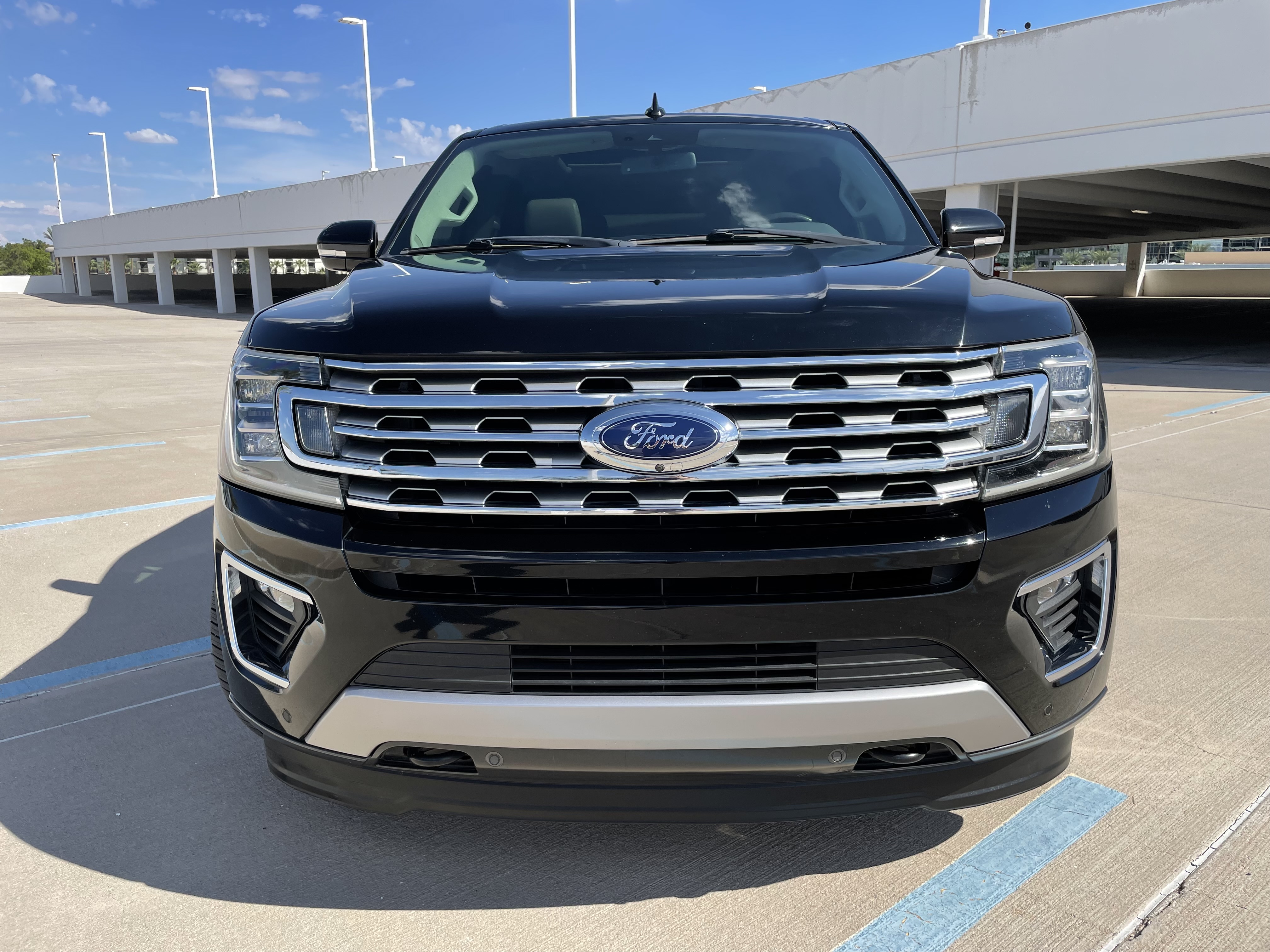 Used 2018 Ford Expedition Max Limited w/ Equipment Group 302A AWD/4WD image 1