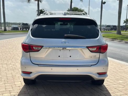 Used 2017 INFINITI QX60 Luxe w/ Deluxe Technology Package image 4