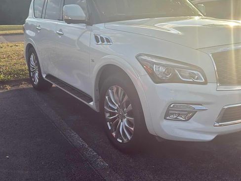 Used 2017 INFINITI QX80 4WD w/ Driver Assistance Package image 12